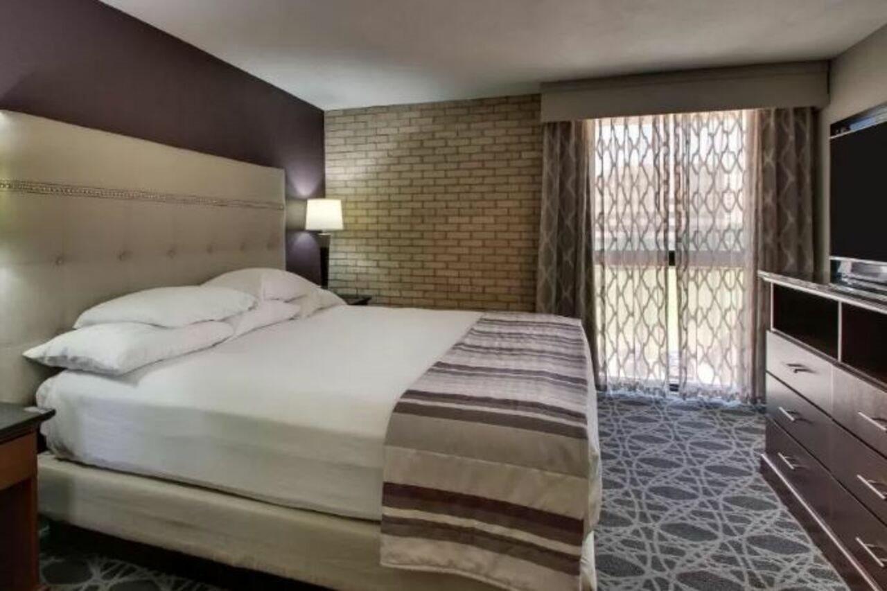 Drury Plaza Hotel San Antonio Airport Buitenkant foto