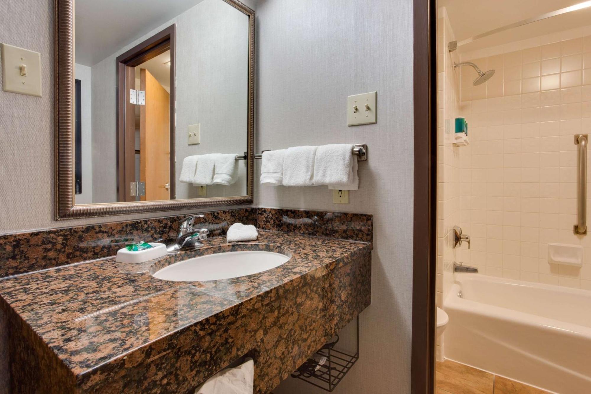 Drury Plaza Hotel San Antonio Airport Buitenkant foto